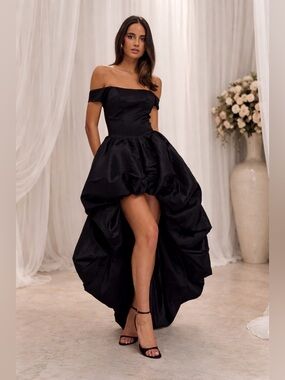 New MESHKI Amelia Bubble Maxi Dress – Size XXL (12)